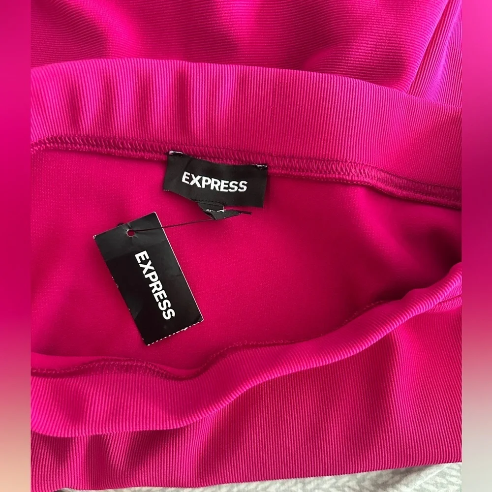EXPRESS New Pink Ruffle Hem Skirt - Picture 4 of 4